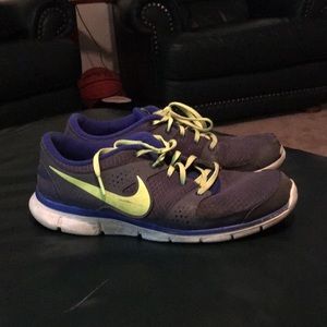 Men’s Size 11 Nike Shoes